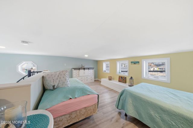 105 W Dune Way, Lavallette, NJ 08735