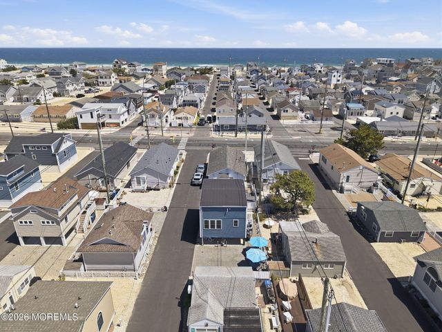 105 W Dune Way, Lavallette, NJ 08735