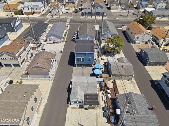 105 W Dune Way, Lavallette, NJ 08735
