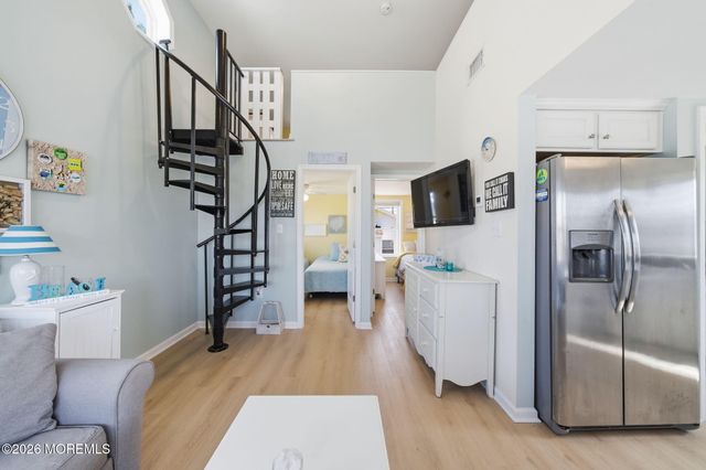 105 W Dune Way, Lavallette, NJ 08735