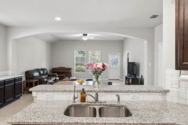 15123 Pandion, San Antonio, TX 78245
