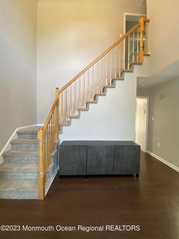 511 W Park Avenue, Oakhurst, NJ 07755
