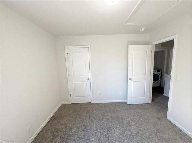 2033 Chapel Park Lane, Greensboro, NC 27405