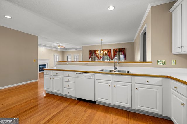 105 Biltmore Drive, Fayetteville, GA 30214