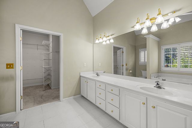 105 Biltmore Drive, Fayetteville, GA 30214