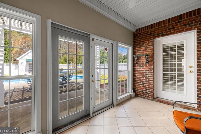 105 Biltmore Drive, Fayetteville, GA 30214