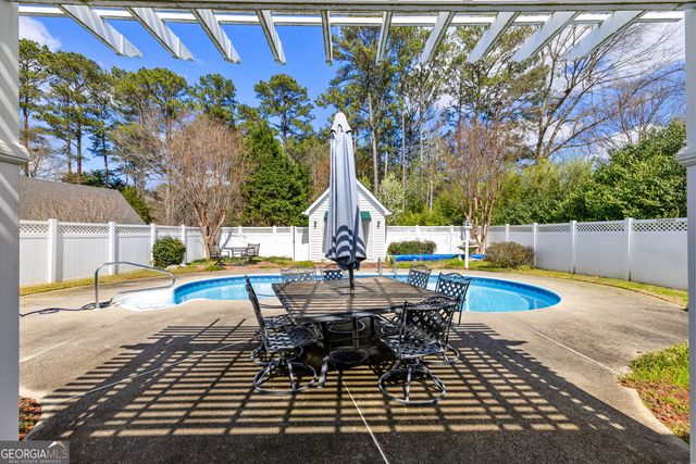 105 Biltmore Drive, Fayetteville, GA 30214