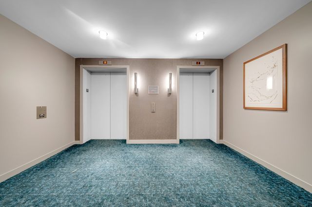 45 Lewis St 502, Boston, MA 02128