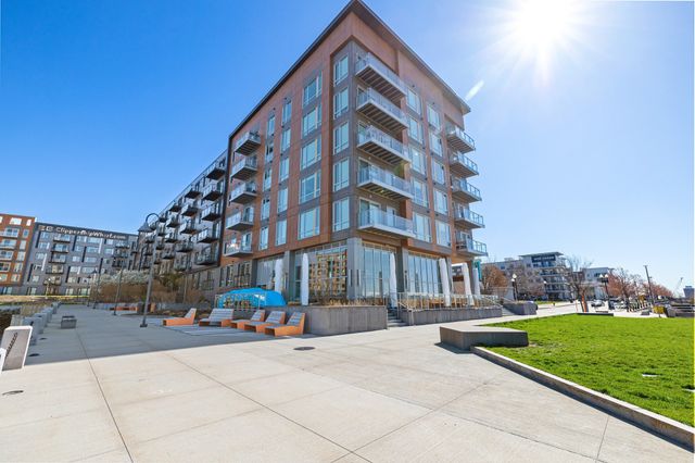 45 Lewis St 502, Boston, MA 02128