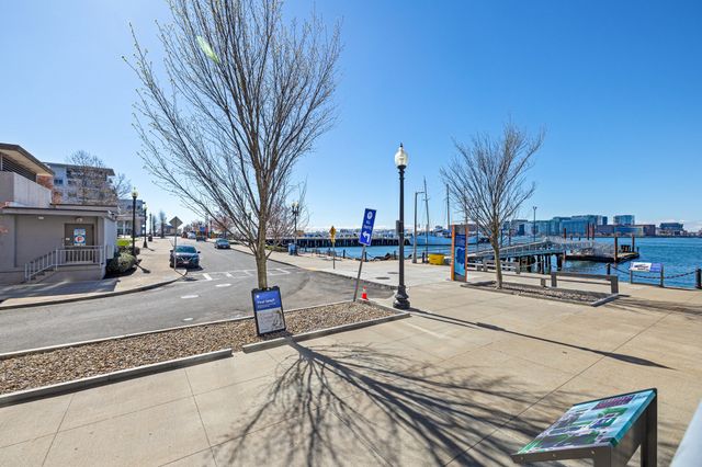 45 Lewis St 502, Boston, MA 02128