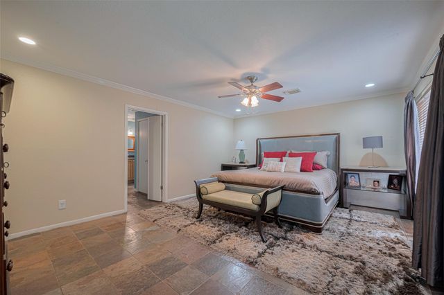 12231 Carriage Hill Drive, Houston, TX 77077