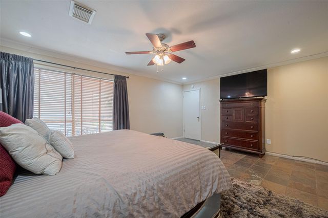 12231 Carriage Hill Drive, Houston, TX 77077