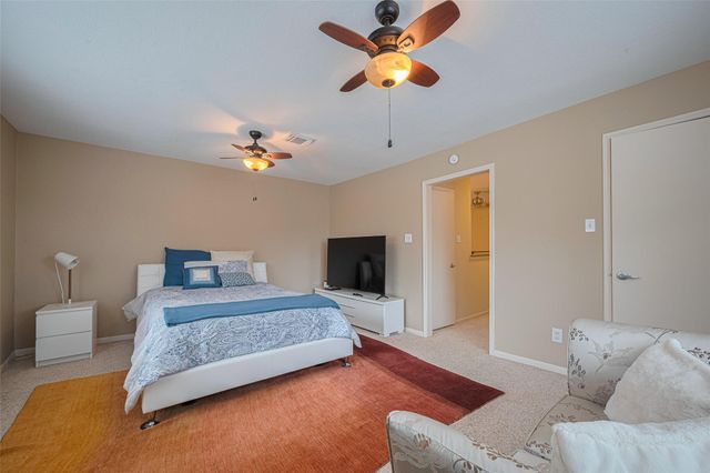 12231 Carriage Hill Drive, Houston, TX 77077