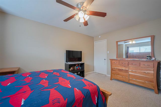 12231 Carriage Hill Drive, Houston, TX 77077