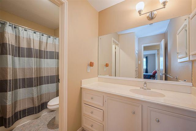 12231 Carriage Hill Drive, Houston, TX 77077