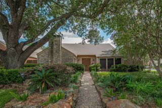 12231 Carriage Hill Drive, Houston, TX 77077