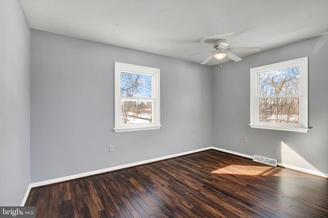 10968 OLD FORGE RD, Waynesboro, PA 17268