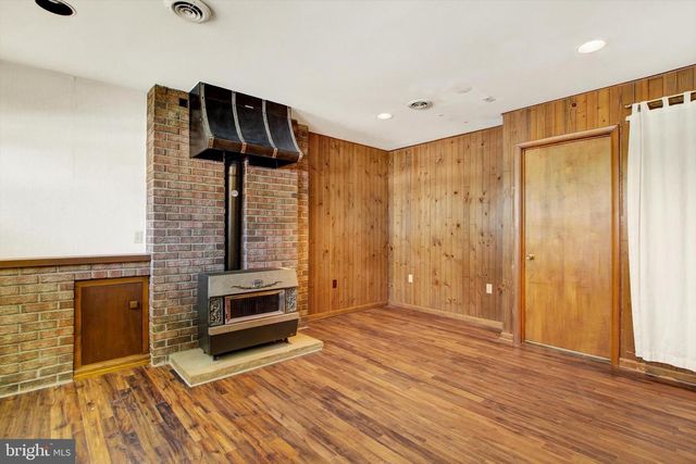 10968 OLD FORGE RD, Waynesboro, PA 17268