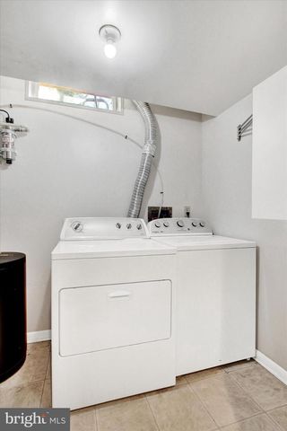 10968 OLD FORGE RD, Waynesboro, PA 17268