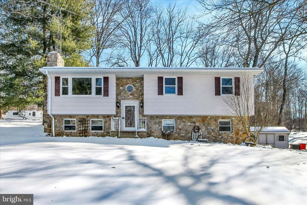 10968 OLD FORGE RD, Waynesboro, PA 17268