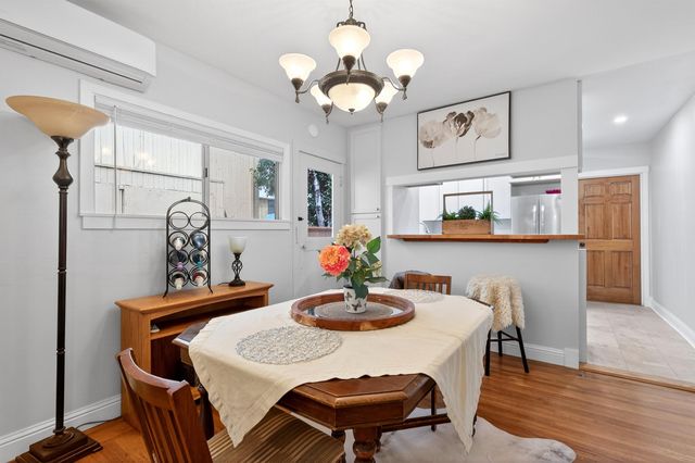 3040 60Th Ave, Oakland, CA 94605