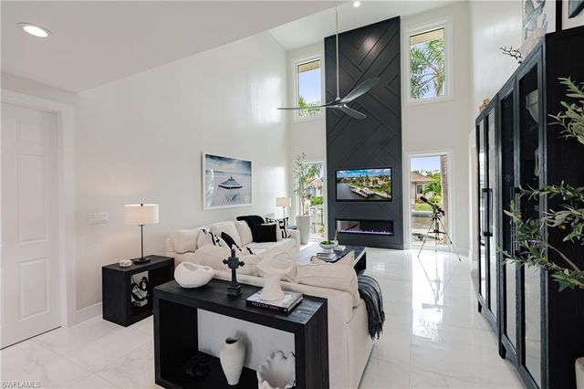 1045 Cottonwood CT, Marco Island, FL 34145