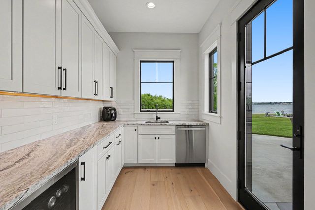 1019 Moorings Court, North Muskegon City, MI 49445