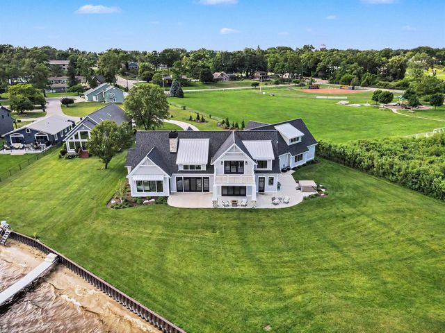 1019 Moorings Court, North Muskegon City, MI 49445
