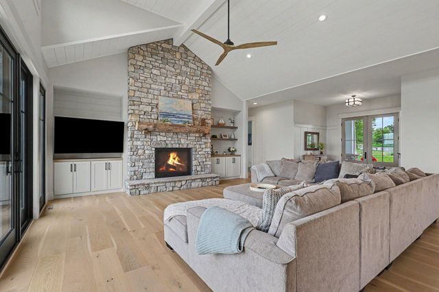 1019 Moorings Court, North Muskegon City, MI 49445