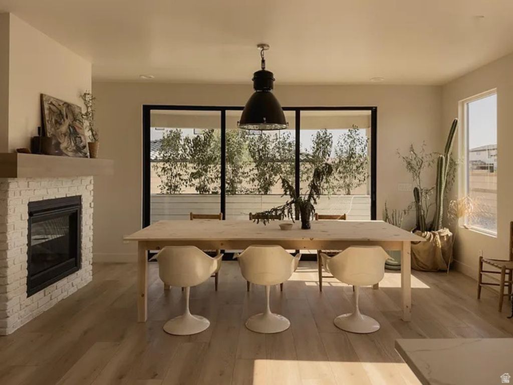 Image 9 of property listing at 772 W RUST BLUFF DR, St. George, UT 84790