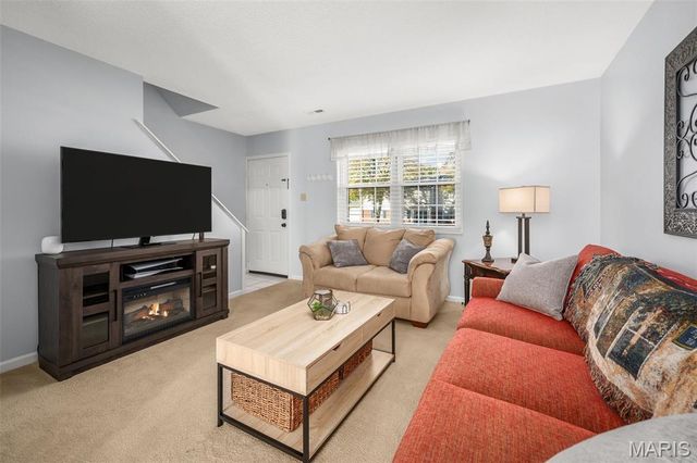 1406 Peacock Lane, Brentwood, MO 63144