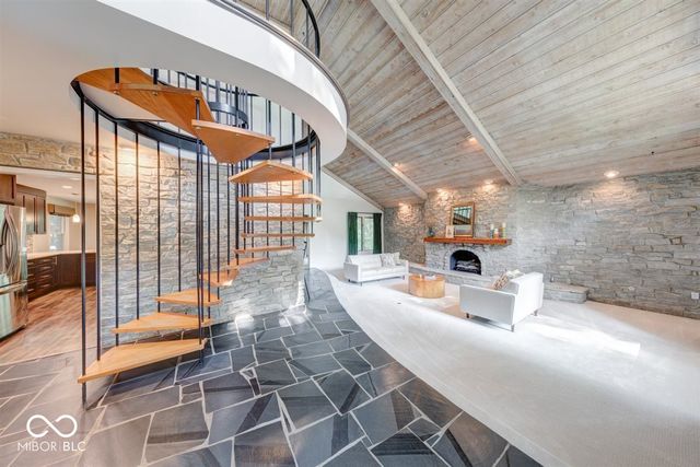12 Mill Run Court, Fishers, IN 46038