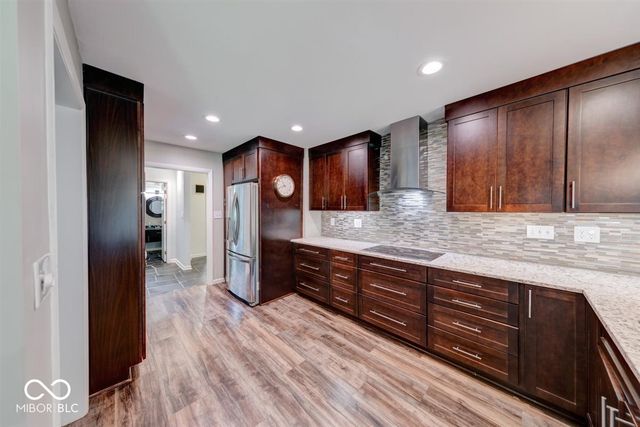 12 Mill Run Court, Fishers, IN 46038