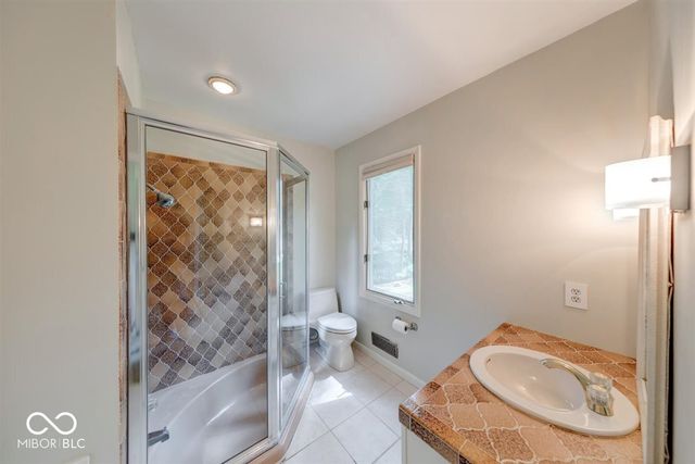 12 Mill Run Court, Fishers, IN 46038