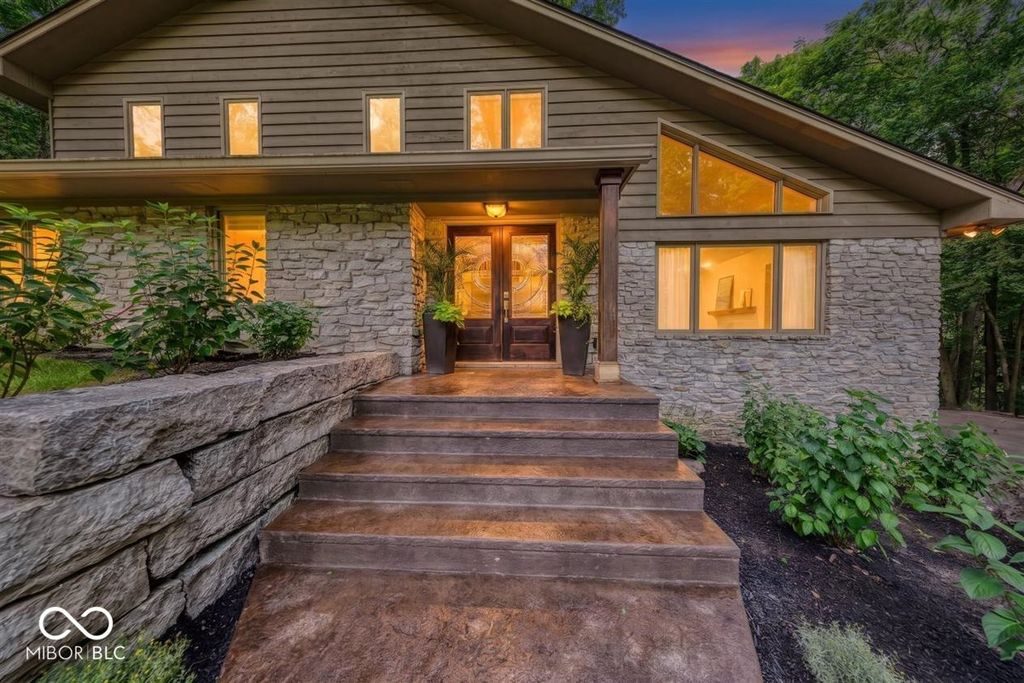 12 Mill Run Court, Fishers, IN 46038