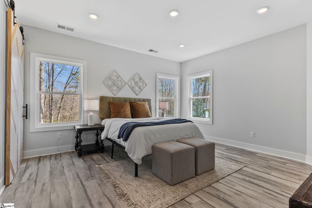 645 Canterbury Road, Piedmont, SC 29673