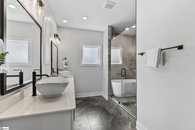 645 Canterbury Road, Piedmont, SC 29673