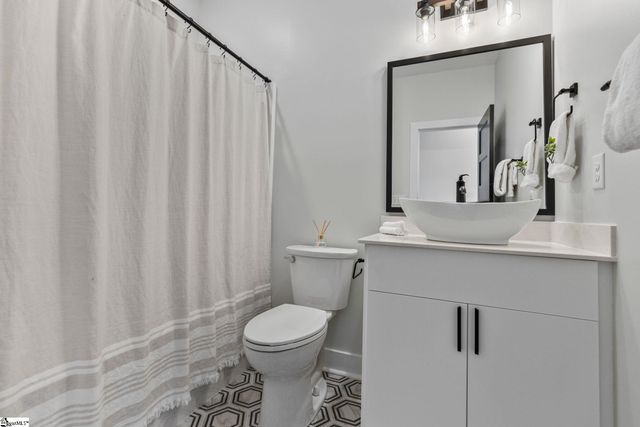 645 Canterbury Road, Piedmont, SC 29673