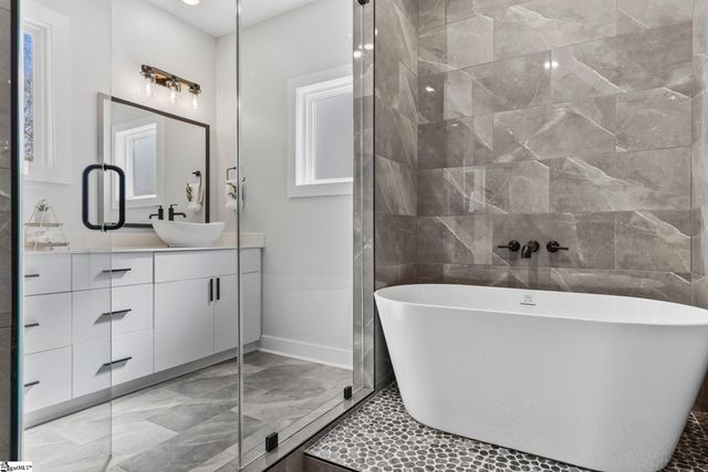 645 Canterbury Road, Piedmont, SC 29673