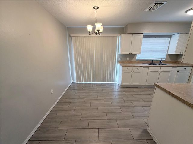 651 DUNCAN CIRCLE W, Auburndale, FL 33823