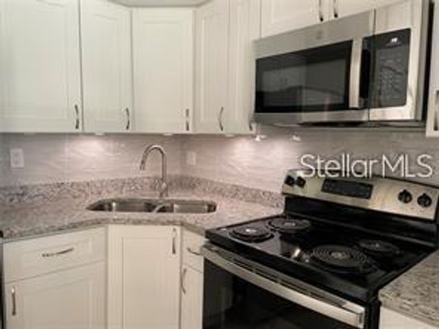 586 ORANGE DRIVE 118, Altamonte Springs, FL 32701