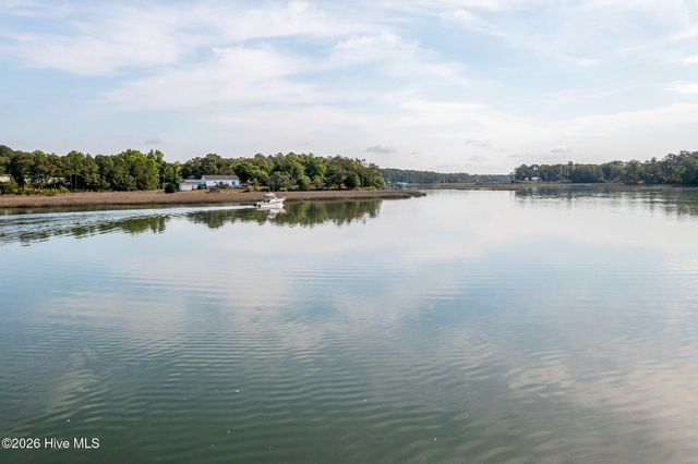 1837 Harbour Edge Lane SW, Supply, NC 28462