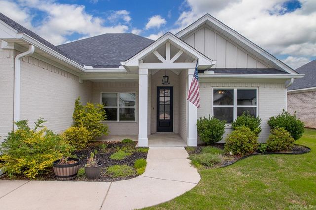 1428 Woolridge Dr, Benton, AR 72019