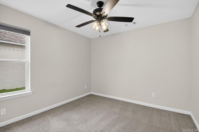 1428 Woolridge Dr, Benton, AR 72019