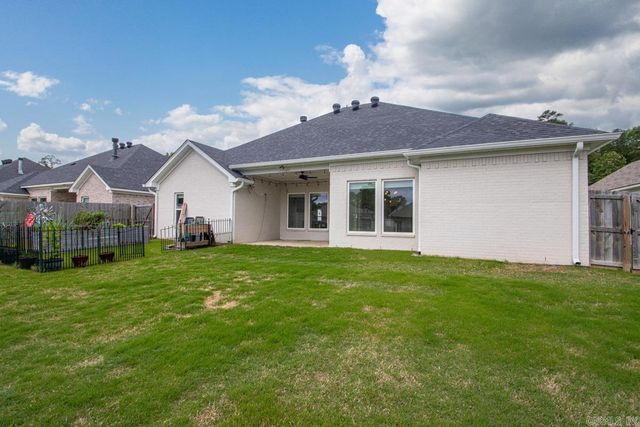 1428 Woolridge Dr, Benton, AR 72019