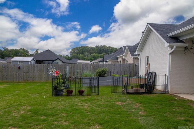 1428 Woolridge Dr, Benton, AR 72019