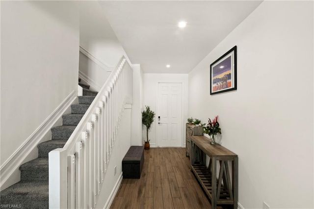 7598 Rockefeller DR, Naples, FL 34119