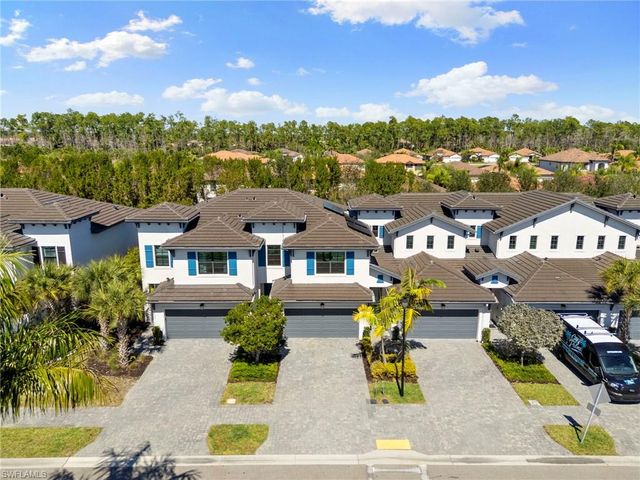 7598 Rockefeller DR, Naples, FL 34119