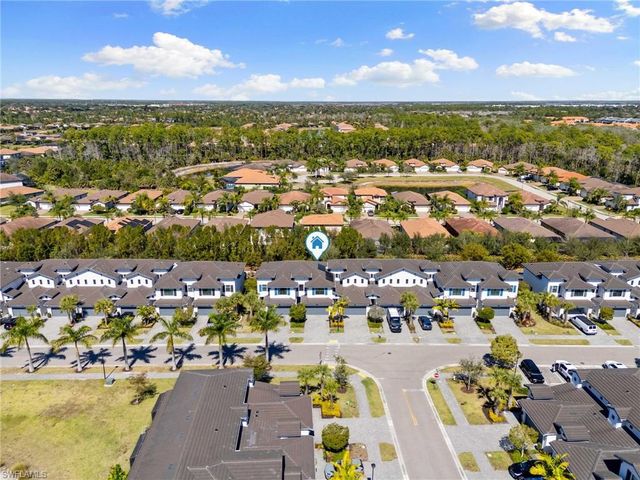 7598 Rockefeller DR, Naples, FL 34119