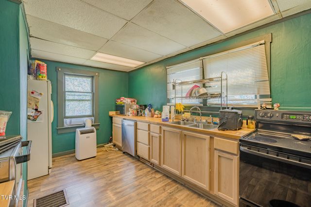 314 Merry Drive, Elizabethton, TN 37643